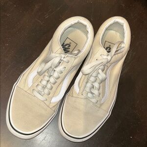 Vans Men's/ woman’s Beige and White Sneakers